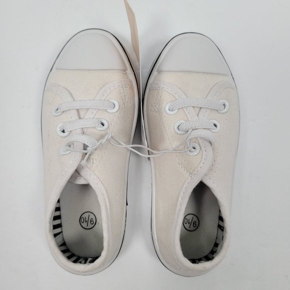 Hildie & Jo Dyeable Kid's White Canvas Shoes US Size 9/10 NWT - Picture 5 of 9